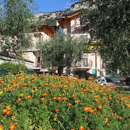 Villa Marina Torbole Sul Garda Exteriér fotografie